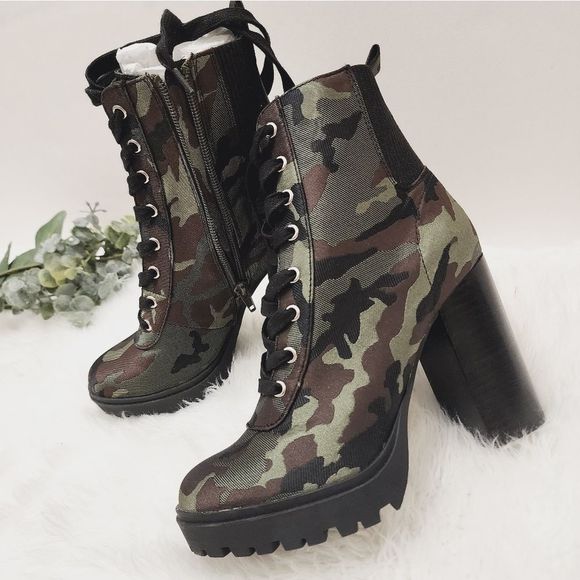 NEW Steve Madden Army Camo Boots size 6.5 - Picture 13 of 14